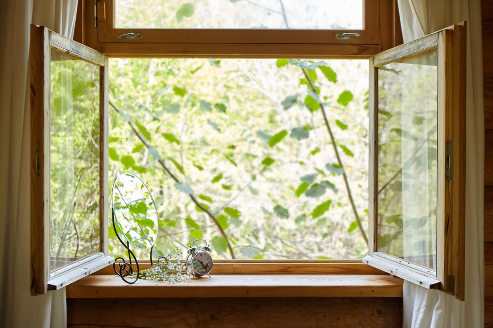 Open,Window,Of,A,Wooden,House,Made,Of,Logs.,On